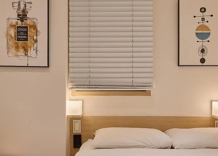 Hostel Artravel Myeongdong